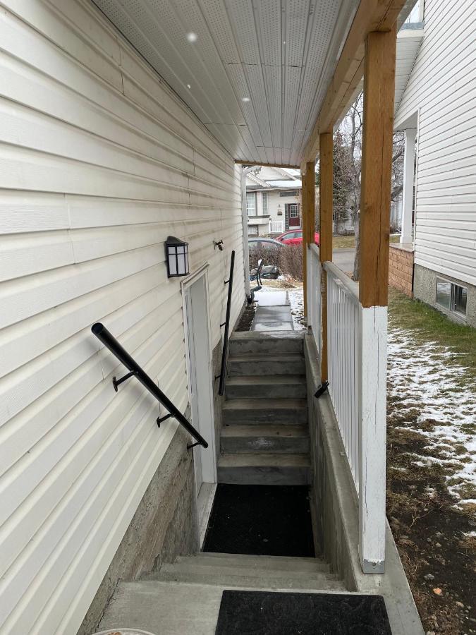 Super Luxury & Cozy Lower Level Apartment In Nw Calgary, Ab Close To Banff Extérieur photo